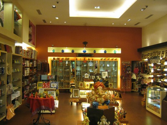 the-bombay-store-mumbai